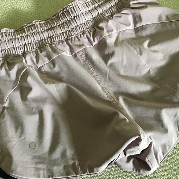 Lululemon reversible shorts - Picture 1 of 2